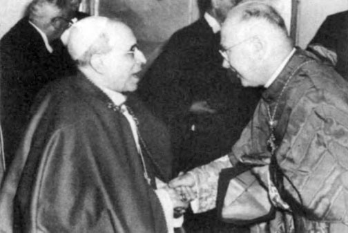 Masonic Handshake - Pius XII - Cardinal Spellman